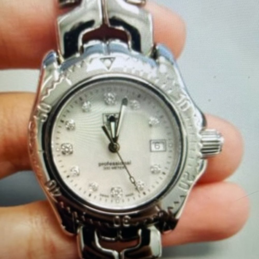 TAG Heuer Link Diamond Quartz Ladies Watch - Mother of Pearl